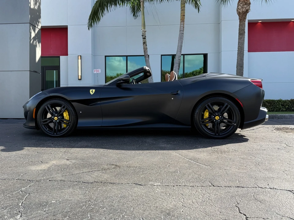 2019 Ferrari Portofino - Image 13 of 21