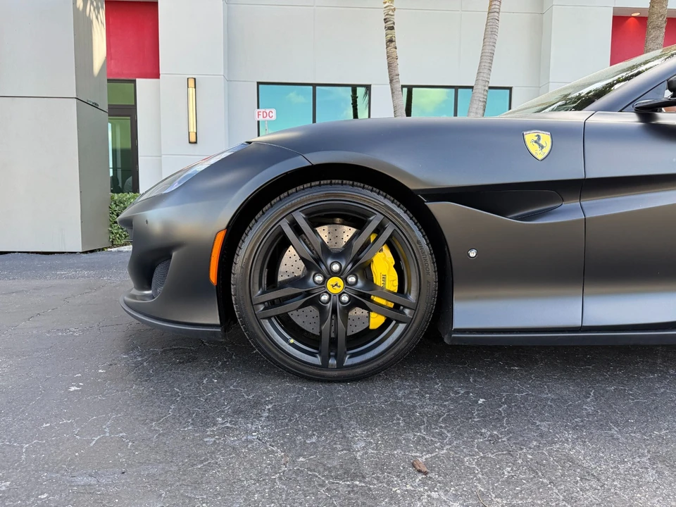2019 Ferrari Portofino - Image 14 of 21
