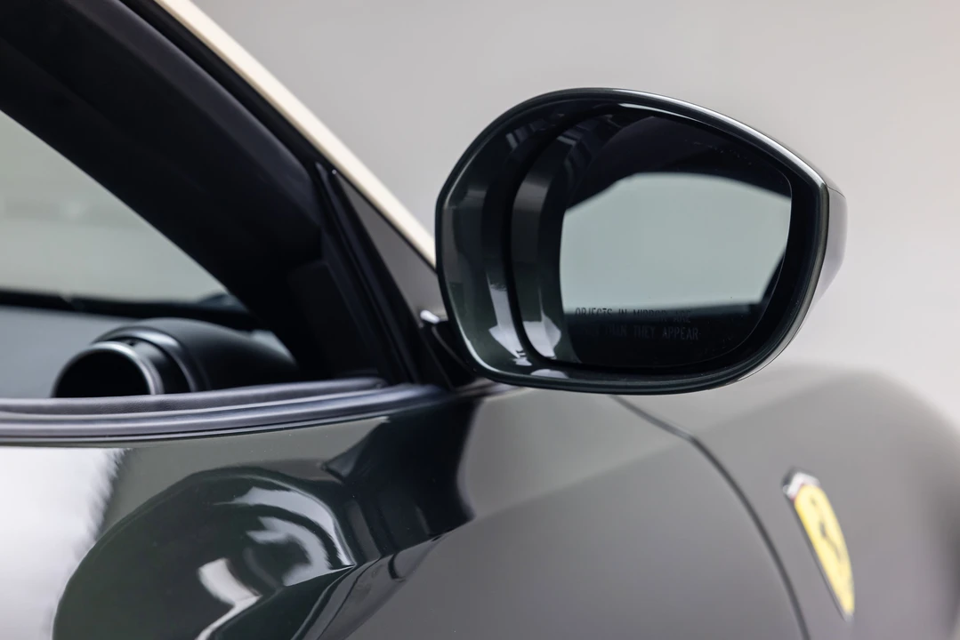 2019 Ferrari Portofino - Image 26 of 31