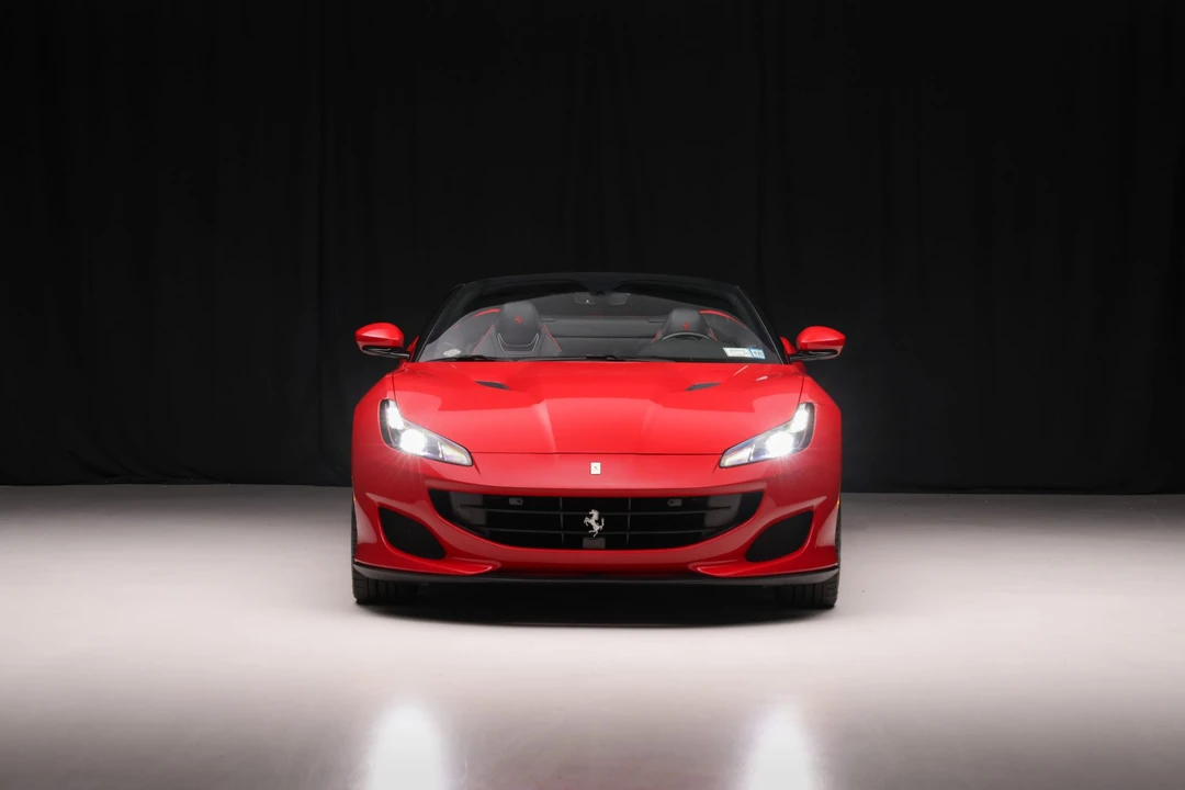 2019 Ferrari Portofino - Image 15 of 31
