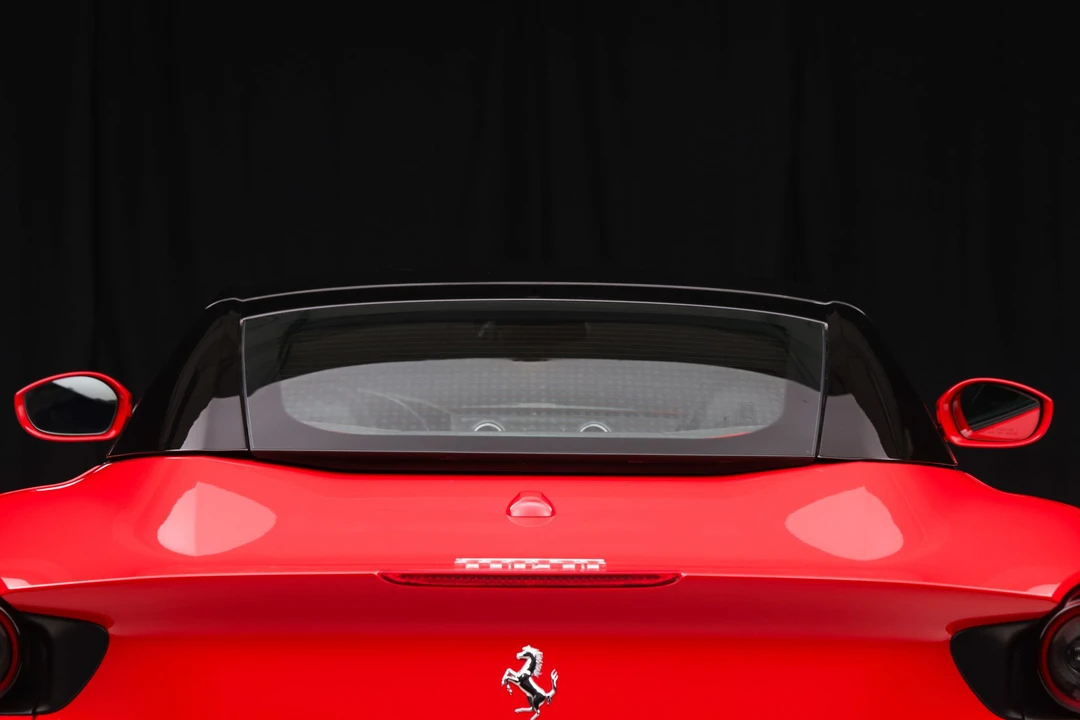 2019 Ferrari Portofino - Image 29 of 31