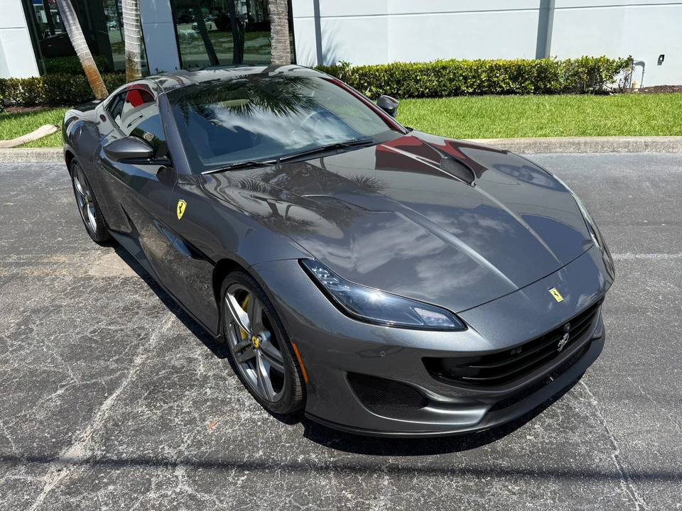 2019 Ferrari Portofino - Image 27 of 31