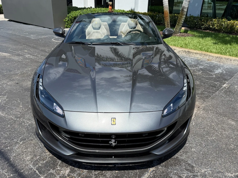 2019 Ferrari Portofino - Image 9 of 31