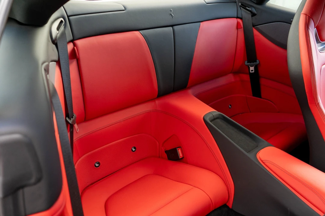 2019 Ferrari Portofino - Image 30 of 31