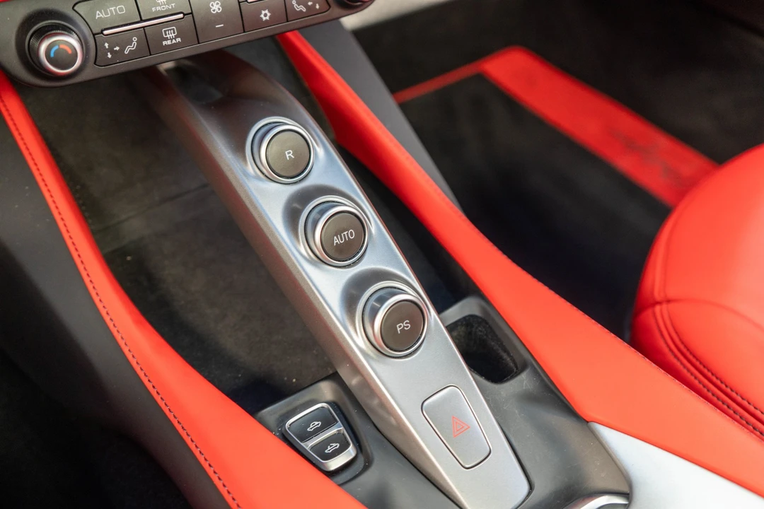2019 Ferrari Portofino - Image 23 of 31