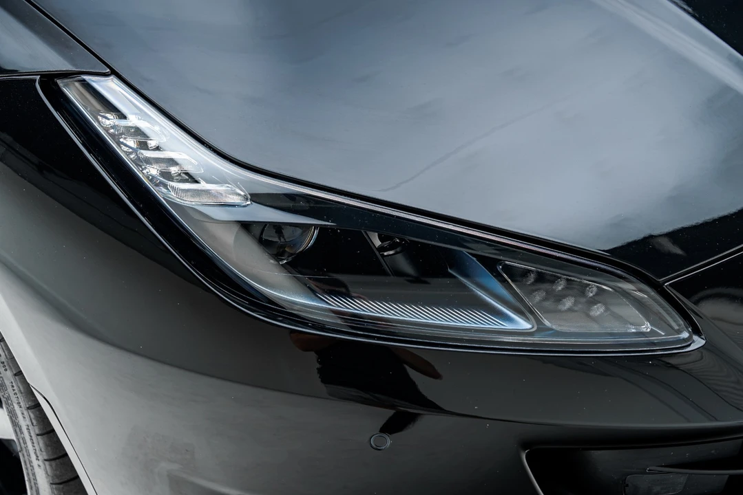 2019 Ferrari Portofino - Image 29 of 31