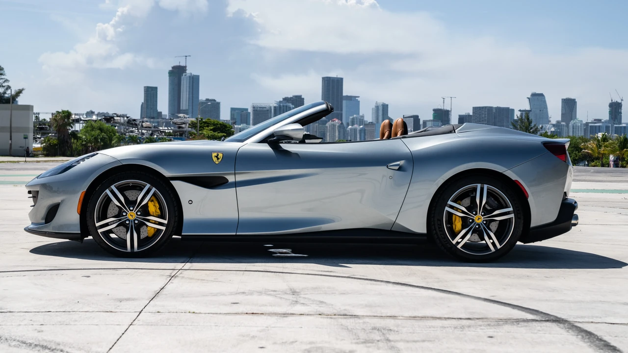 2019 Ferrari Portofino - Image 8 of 21