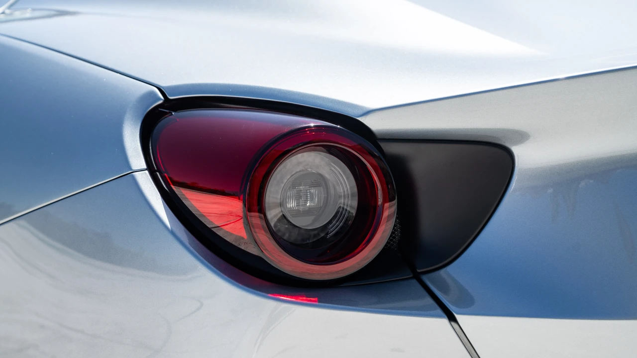 2019 Ferrari Portofino - Image 18 of 21