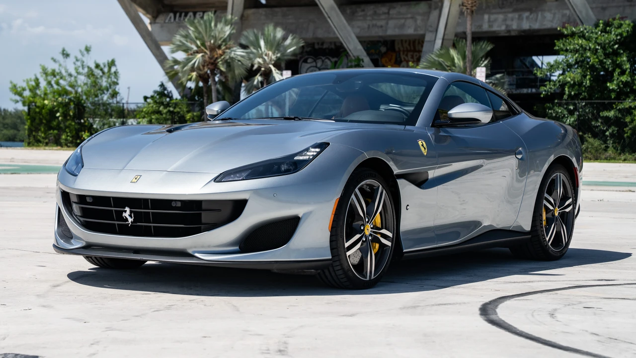 2019 Ferrari Portofino - Image 17 of 21