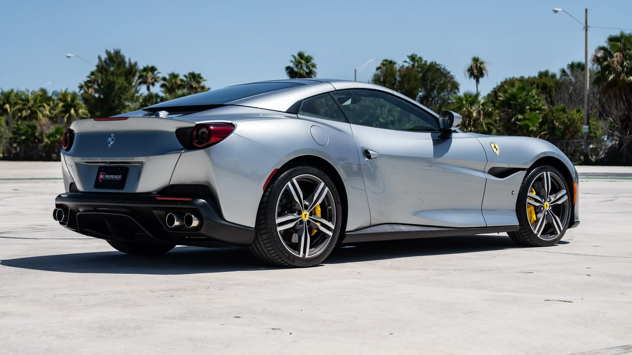 2019 Ferrari Portofino - Image 13 of 21
