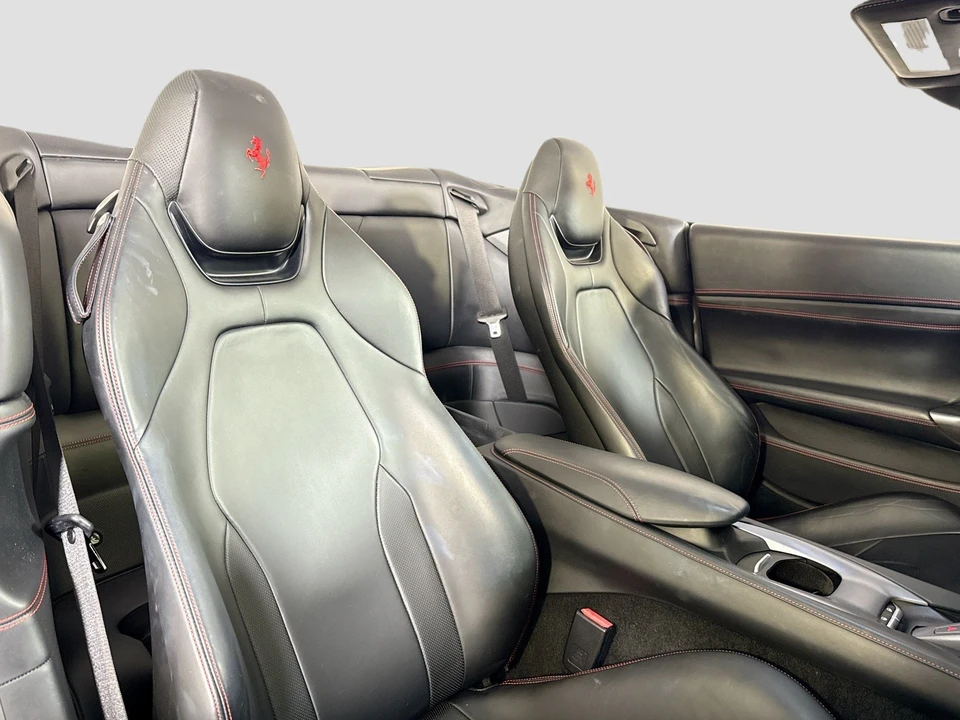 2019 Ferrari Portofino - Image 4 of 28