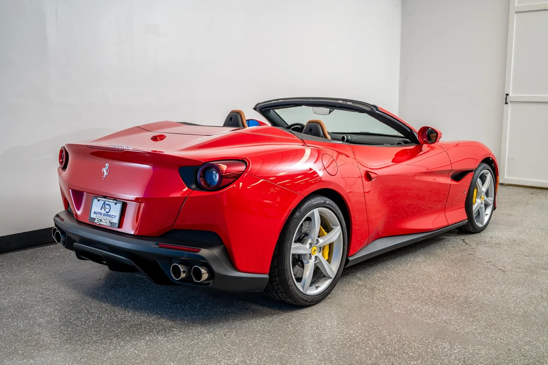 2019 Ferrari Portofino - Image 7 of 31