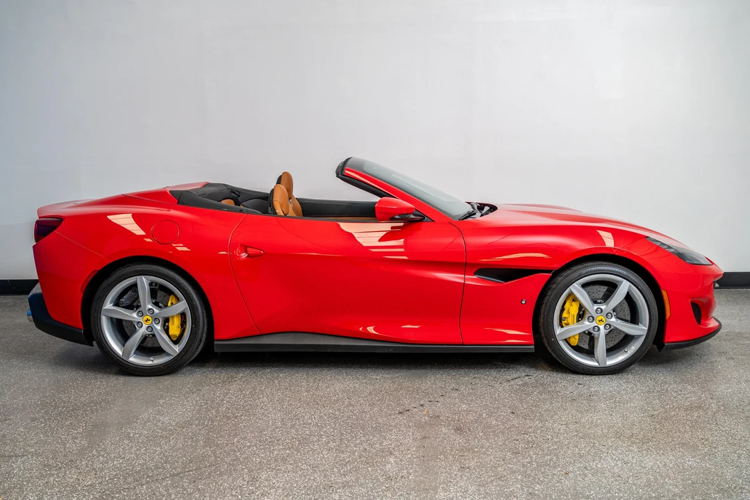 2019 Ferrari Portofino - Image 8 of 31