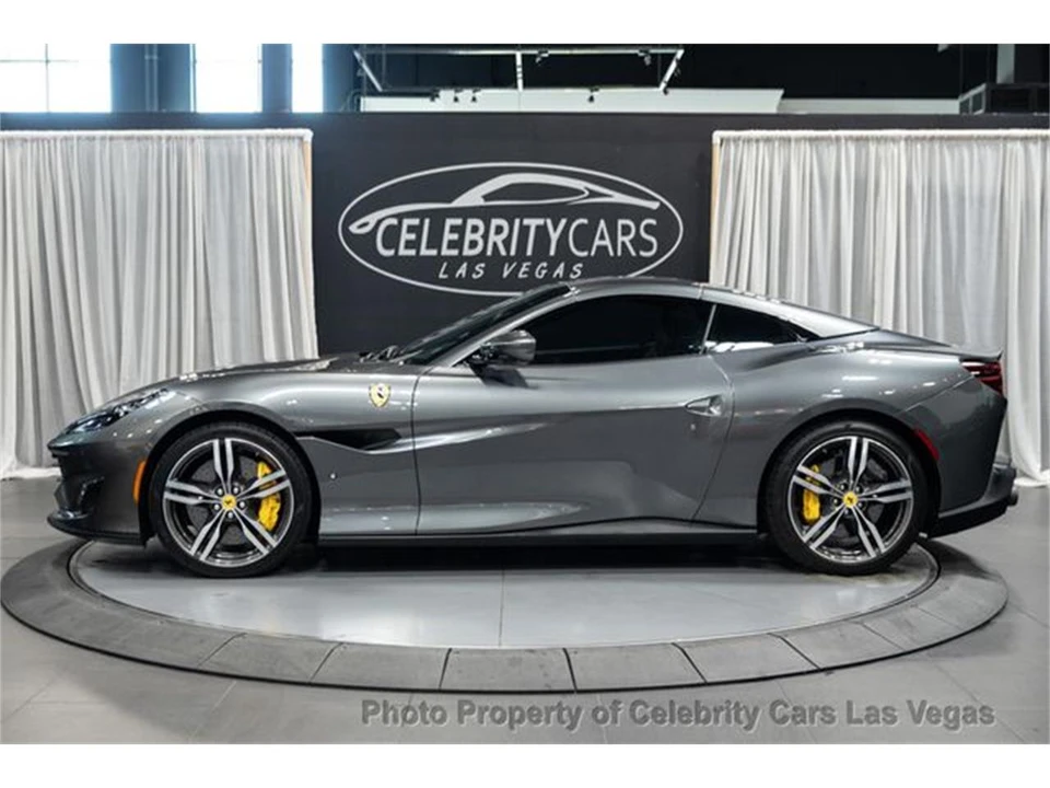 2019 Ferrari Portofino - Image 7 of 31