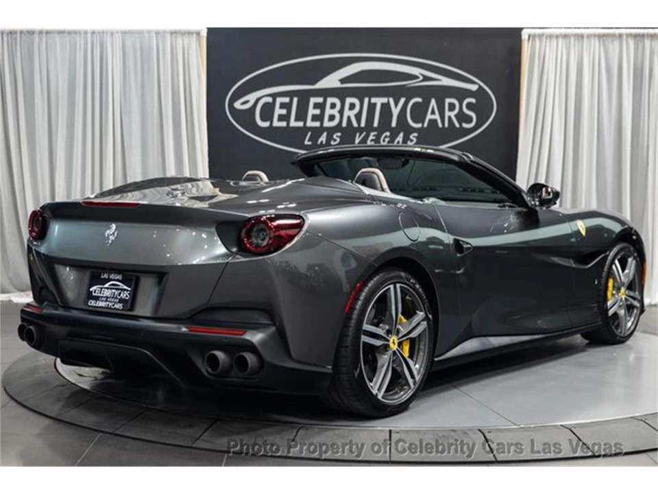 2019 Ferrari Portofino - Image 11 of 31
