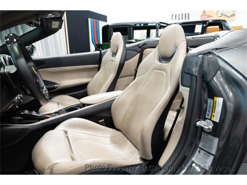2019 Ferrari Portofino - Image 29 of 31