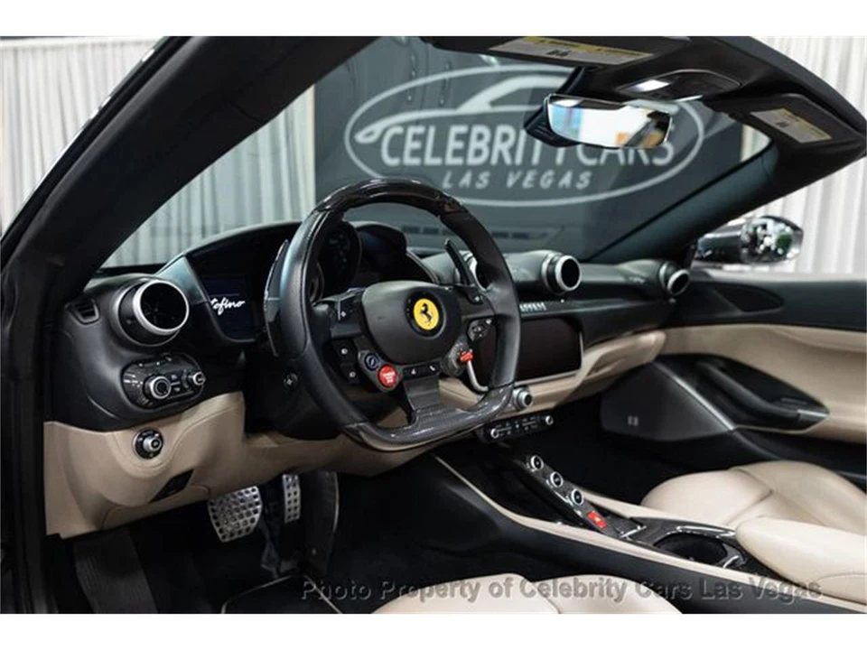 2019 Ferrari Portofino - Image 2 of 31