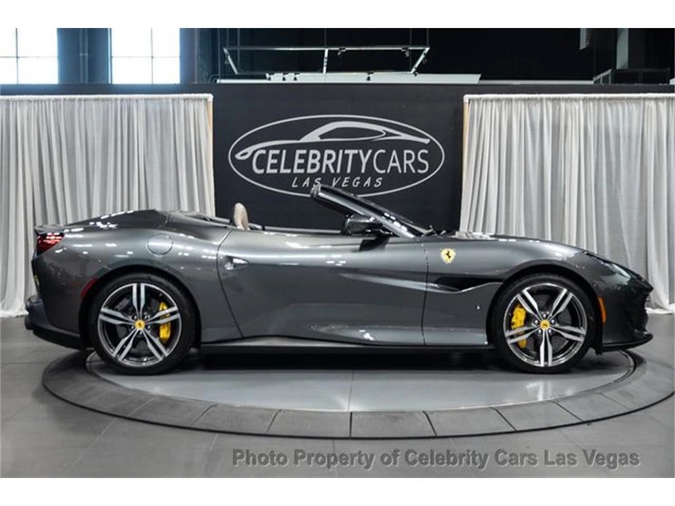 2019 Ferrari Portofino - Image 12 of 31