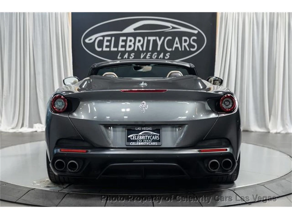 2019 Ferrari Portofino - Image 10 of 31
