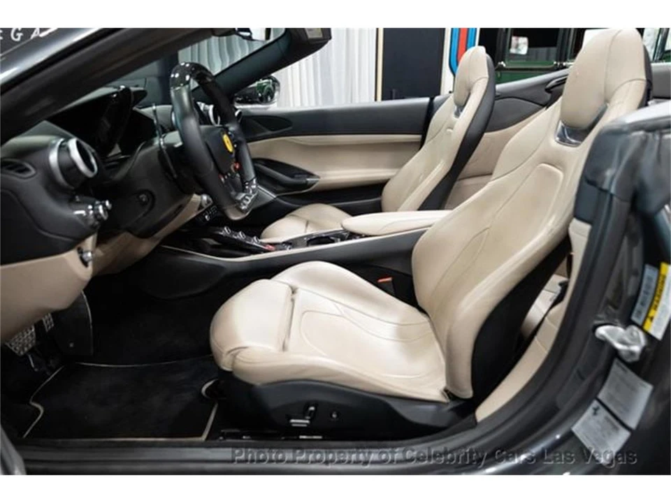 2019 Ferrari Portofino - Image 28 of 31