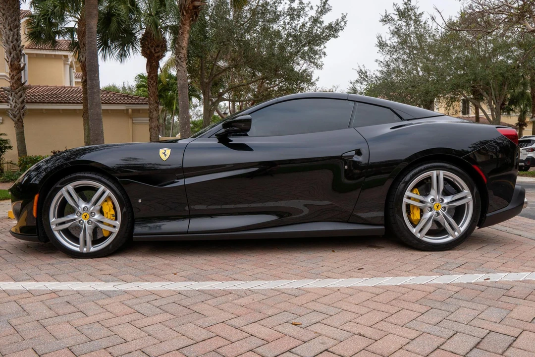 2019 Ferrari Portofino - Image 7 of 31