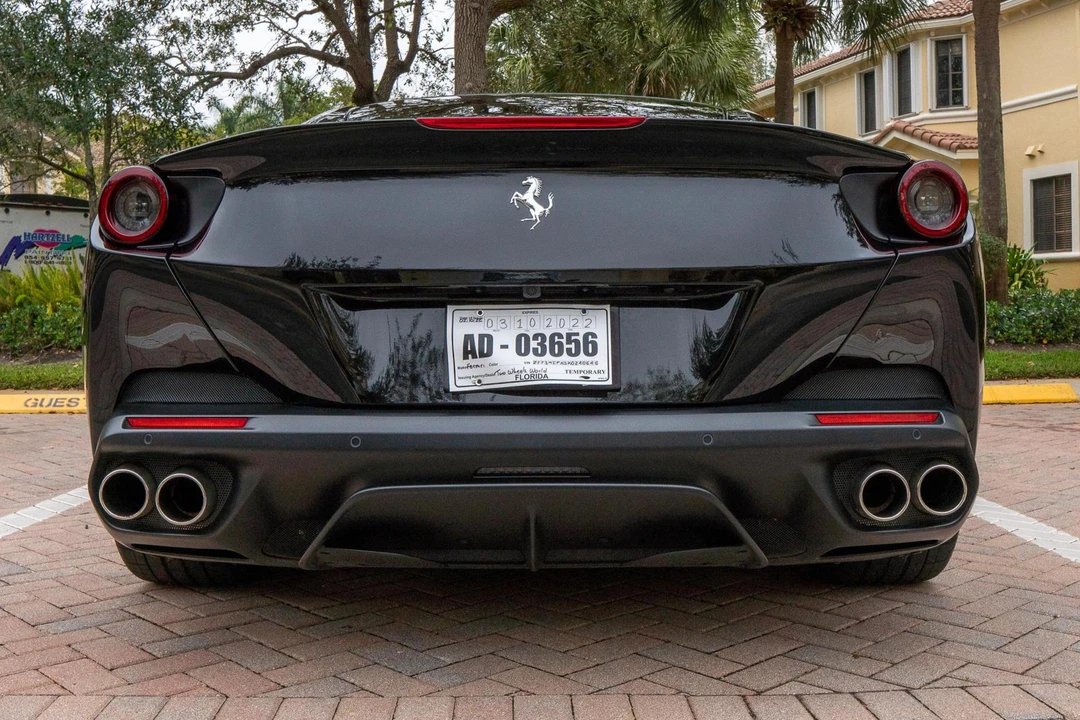 2019 Ferrari Portofino - Image 5 of 31