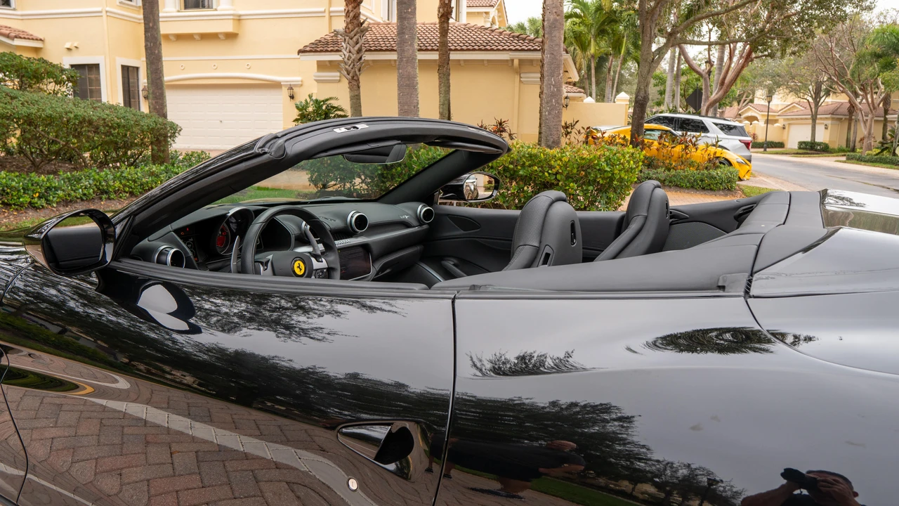 2019 Ferrari Portofino - Image 21 of 31