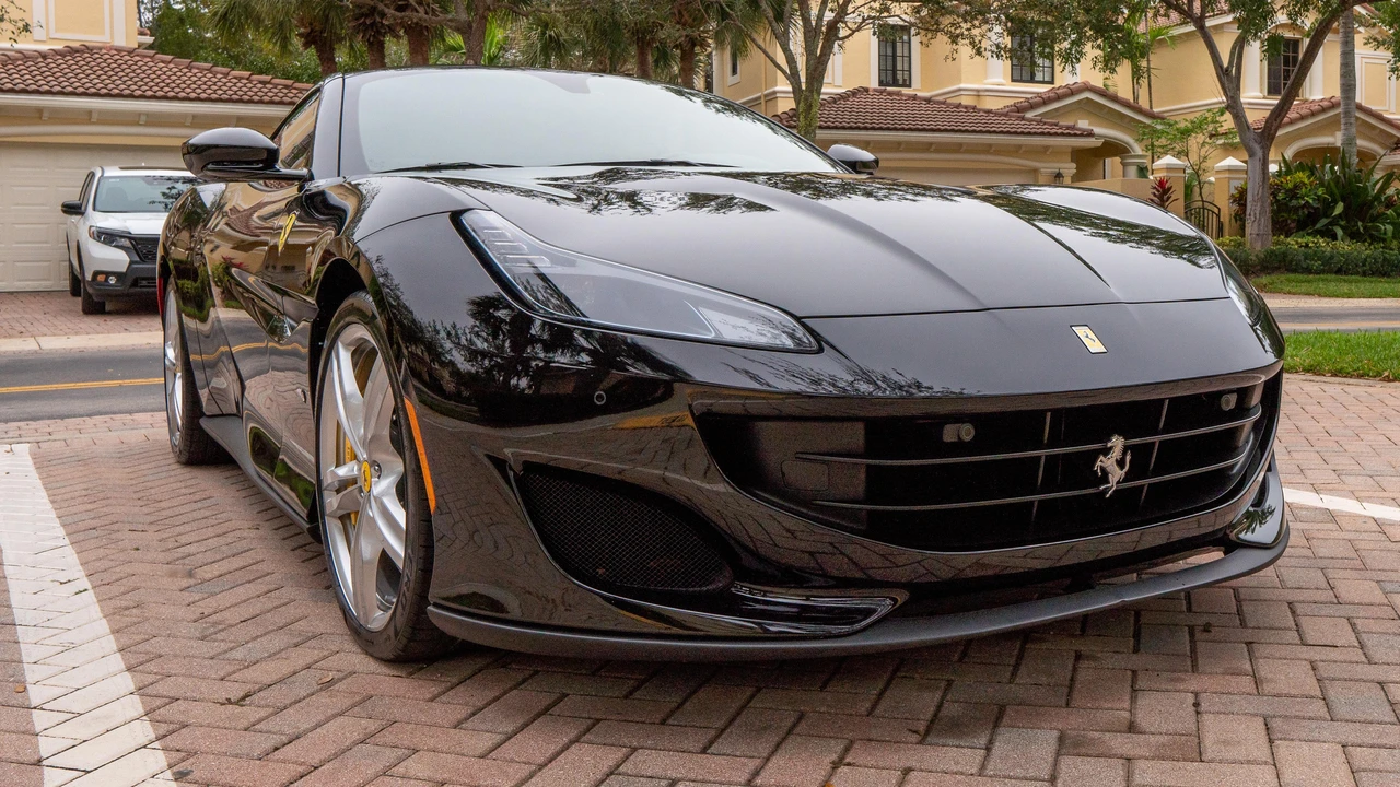 2019 Ferrari Portofino - Image 15 of 31