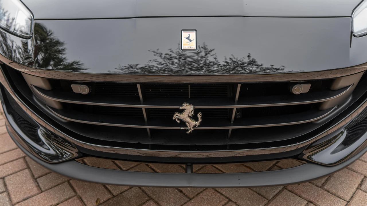 2019 Ferrari Portofino - Image 16 of 31
