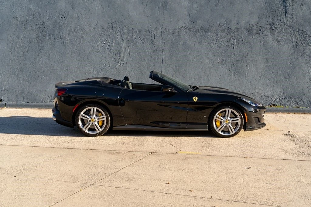 2019 Ferrari Portofino - Image 9 of 21