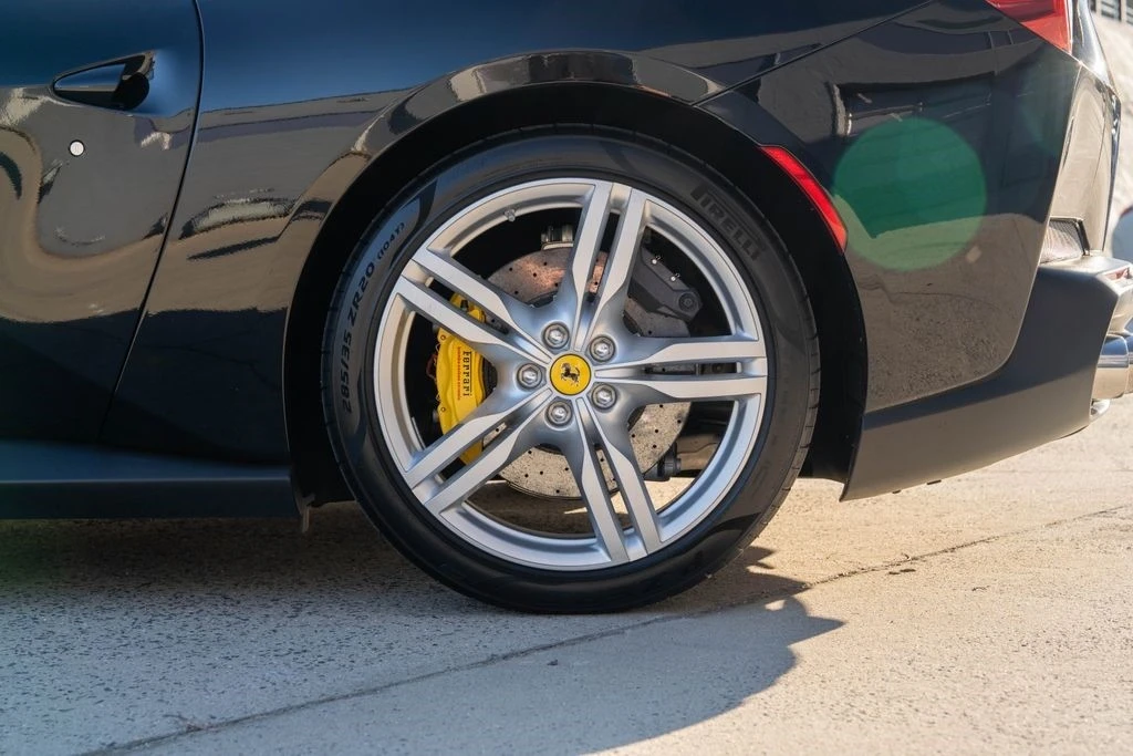 2019 Ferrari Portofino - Image 15 of 21