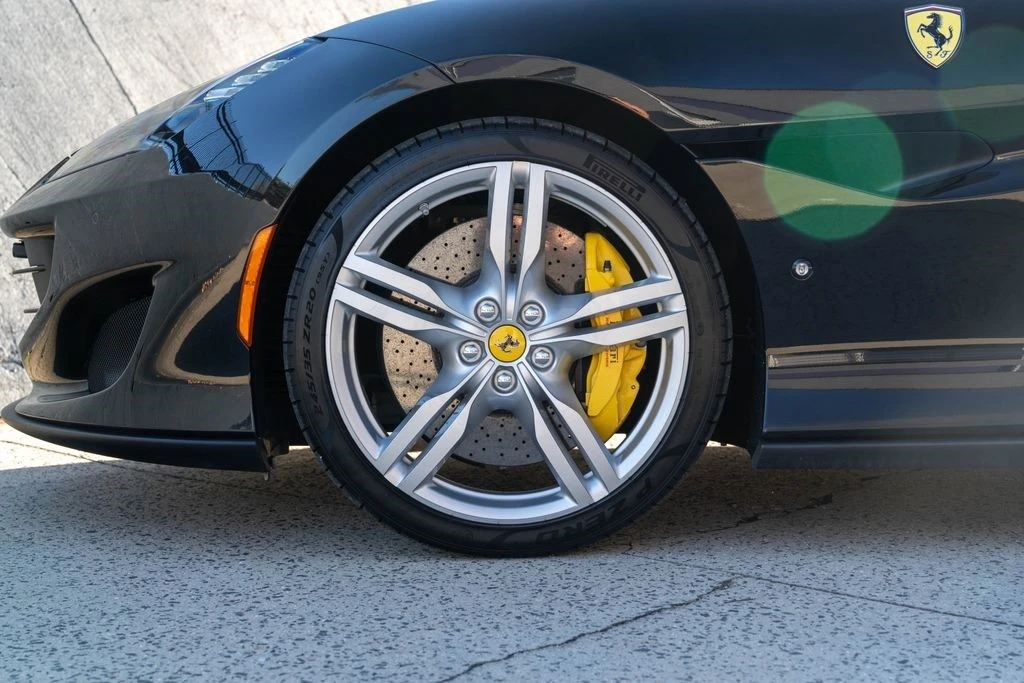 2019 Ferrari Portofino - Image 13 of 21