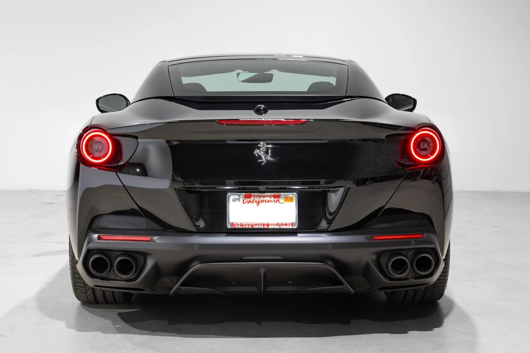 2019 Ferrari Portofino - Image 14 of 31