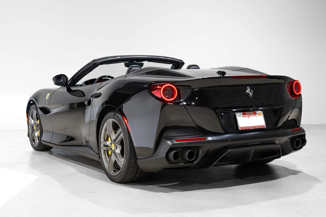 2019 Ferrari Portofino - Image 7 of 31