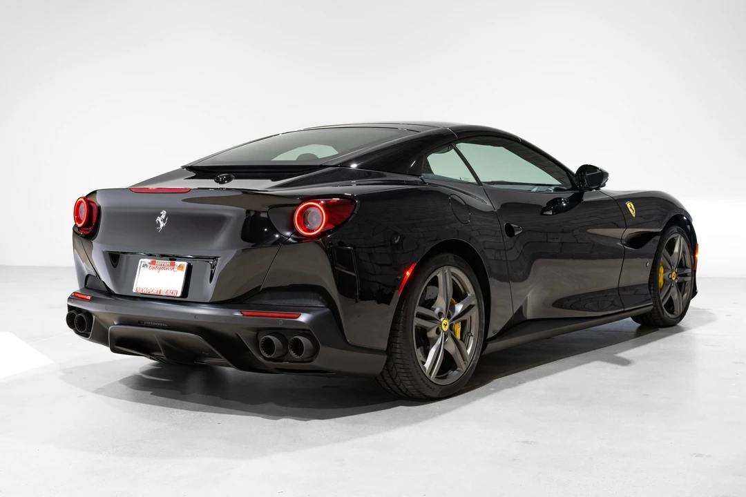 2019 Ferrari Portofino - Image 13 of 31