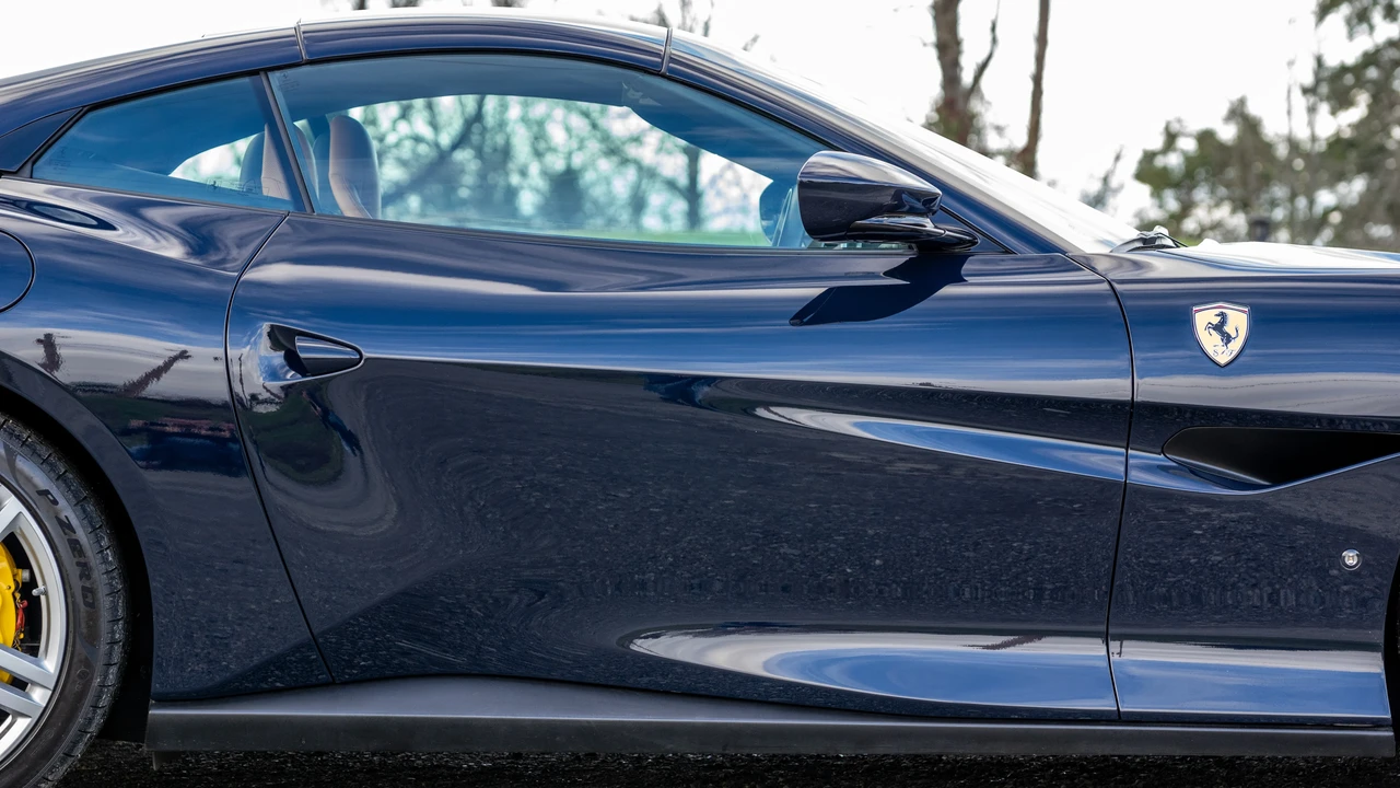 2019 Ferrari Portofino - Image 29 of 31