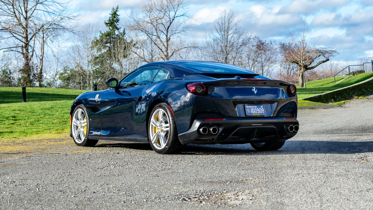 2019 Ferrari Portofino - Image 16 of 31
