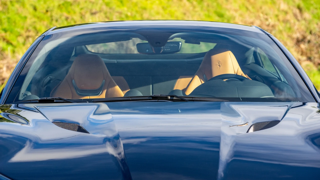 2019 Ferrari Portofino - Image 26 of 31