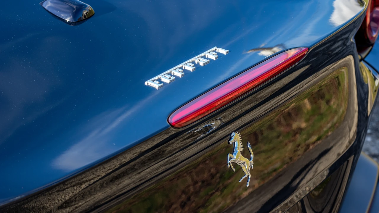 2019 Ferrari Portofino - Image 24 of 31