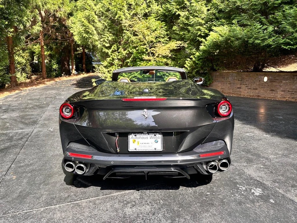 2019 Ferrari Portofino - Image 8 of 31