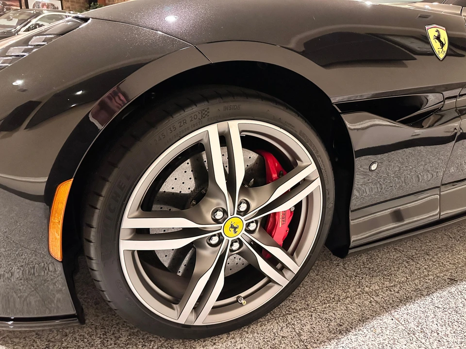 2019 Ferrari Portofino - Image 31 of 31