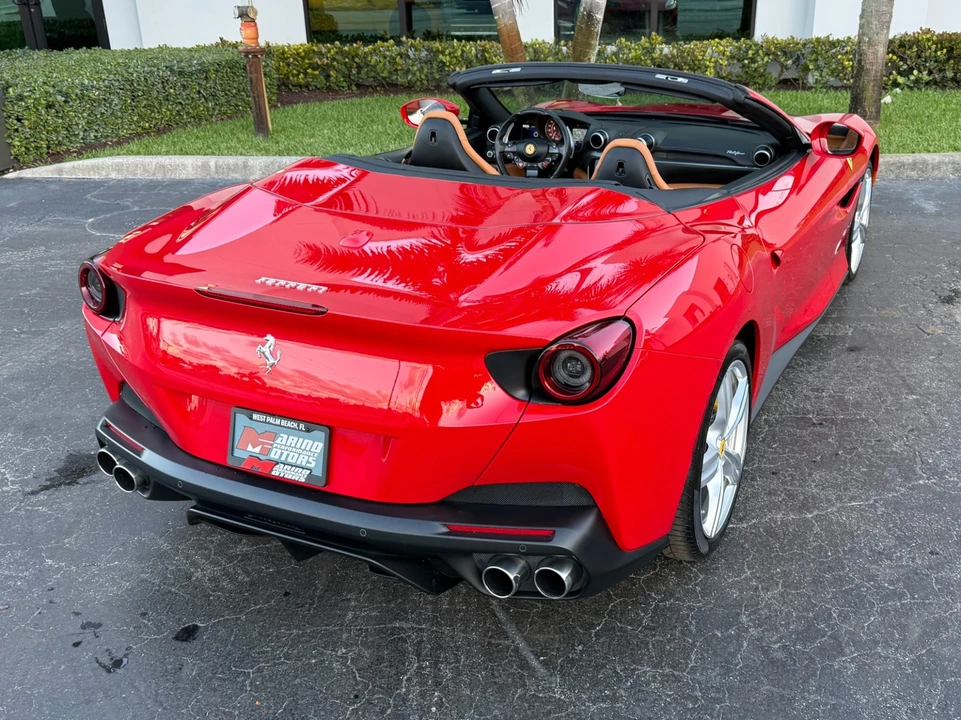 2019 Ferrari Portofino - Image 17 of 21