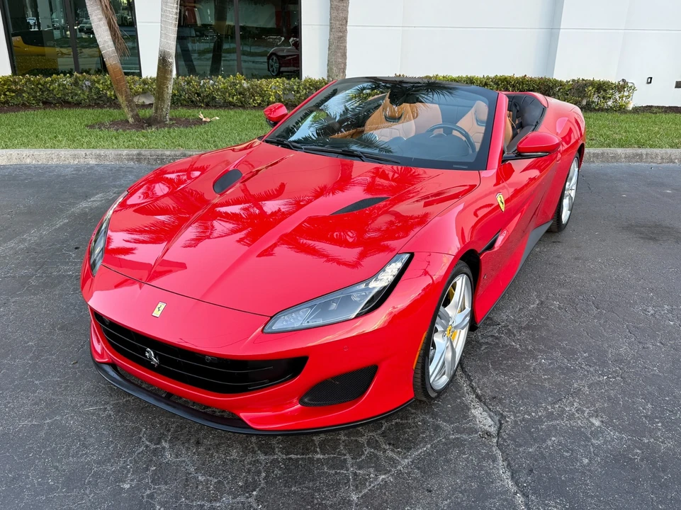 2019 Ferrari Portofino - Image 10 of 21
