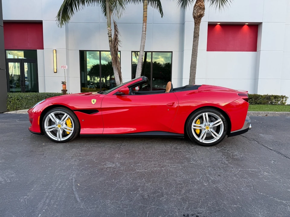 2019 Ferrari Portofino - Image 12 of 21