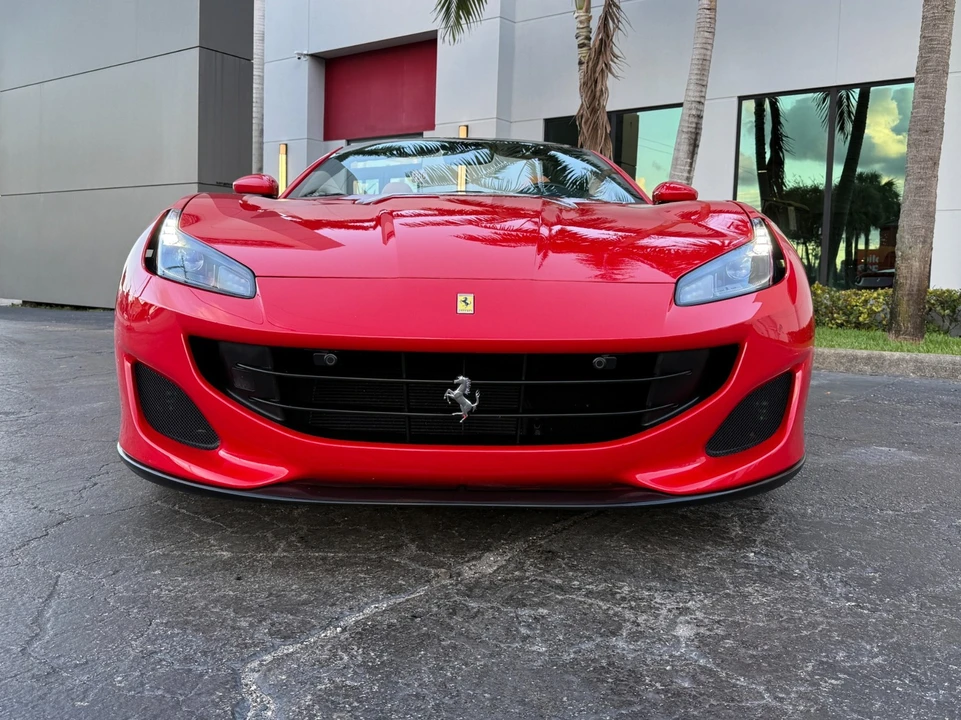 2019 Ferrari Portofino - Image 9 of 21