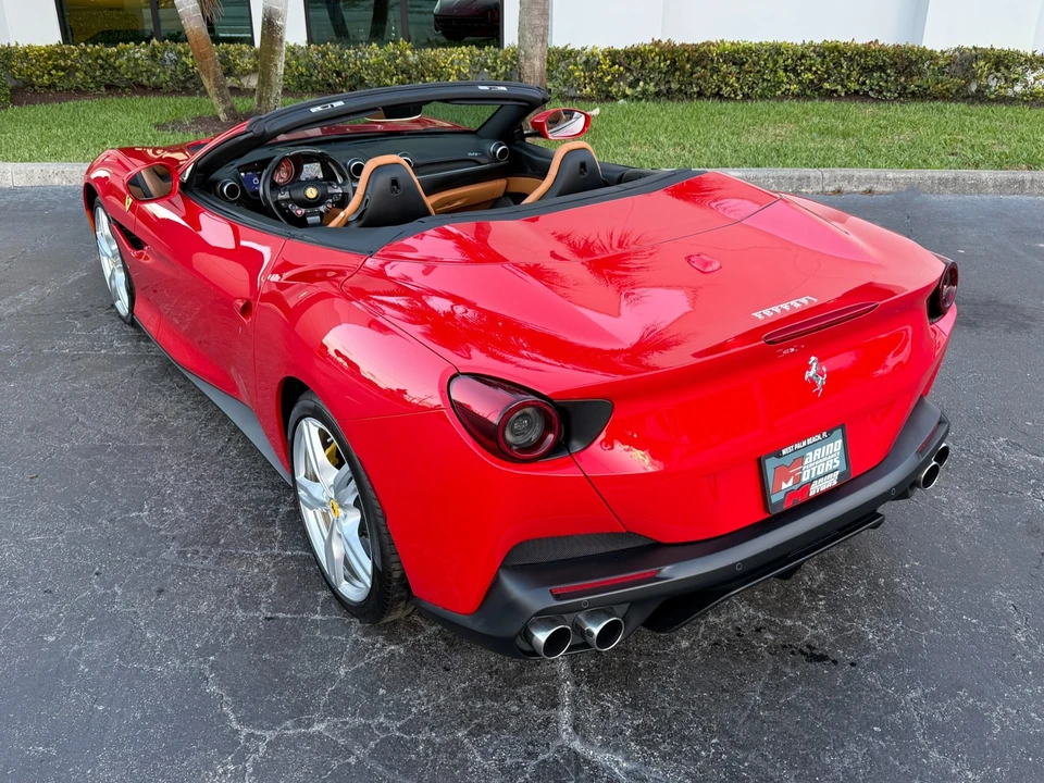 2019 Ferrari Portofino - Image 15 of 21