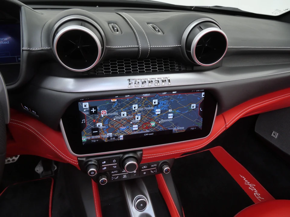 2019 Ferrari Portofino - Image 25 of 31