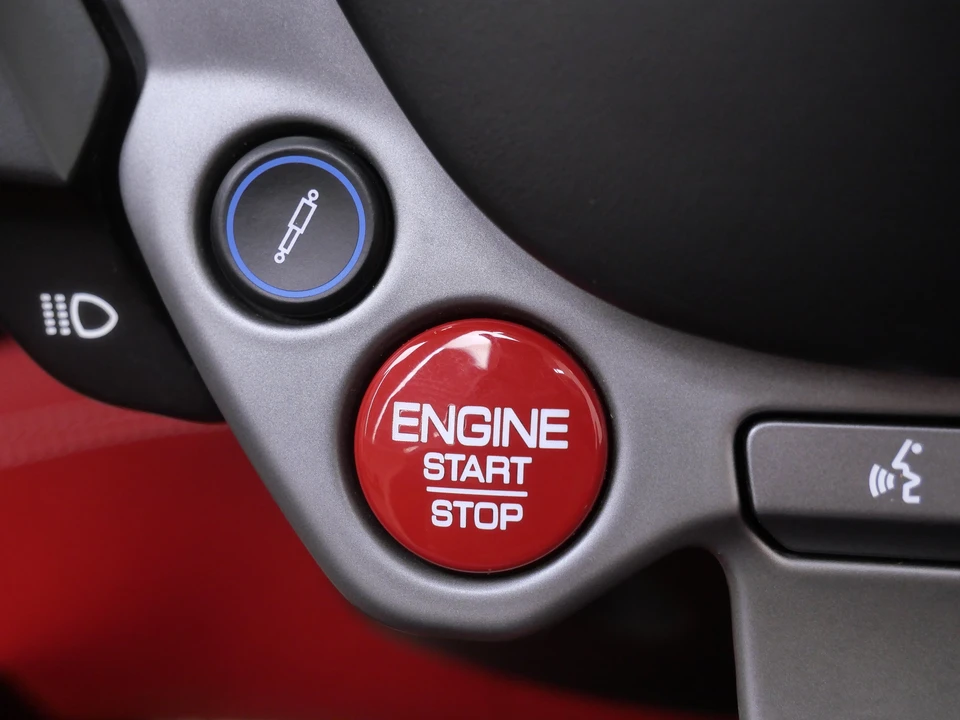 2019 Ferrari Portofino - Image 27 of 31