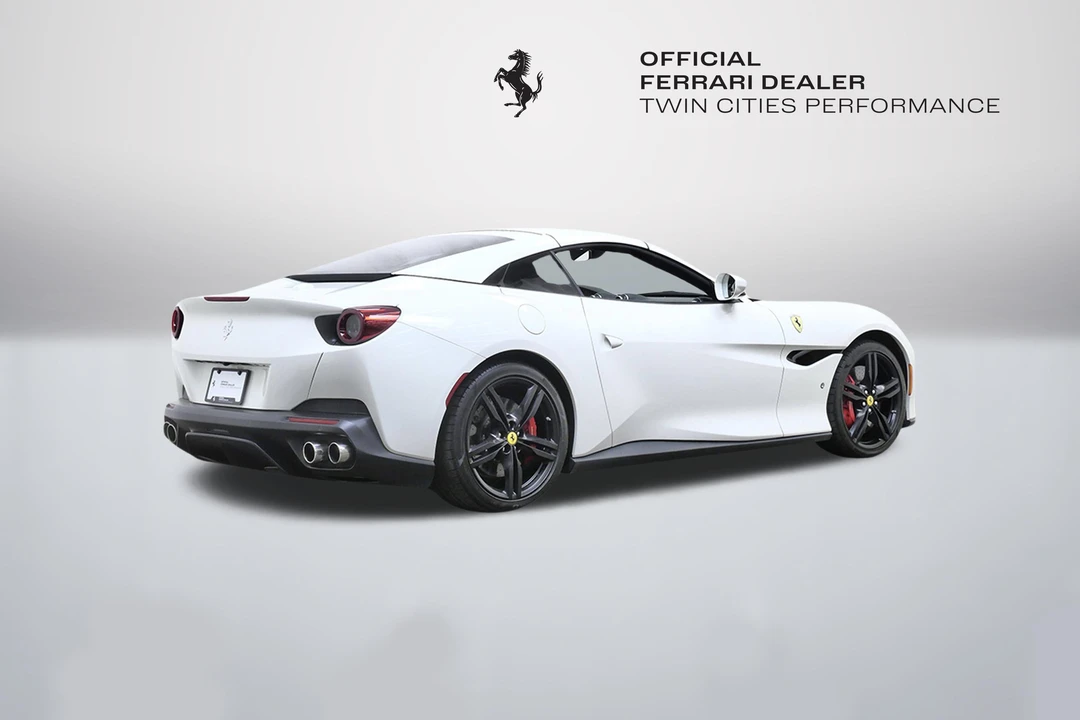 2019 Ferrari Portofino - Image 8 of 31