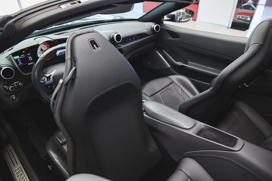 2019 Ferrari Portofino - Image 20 of 31